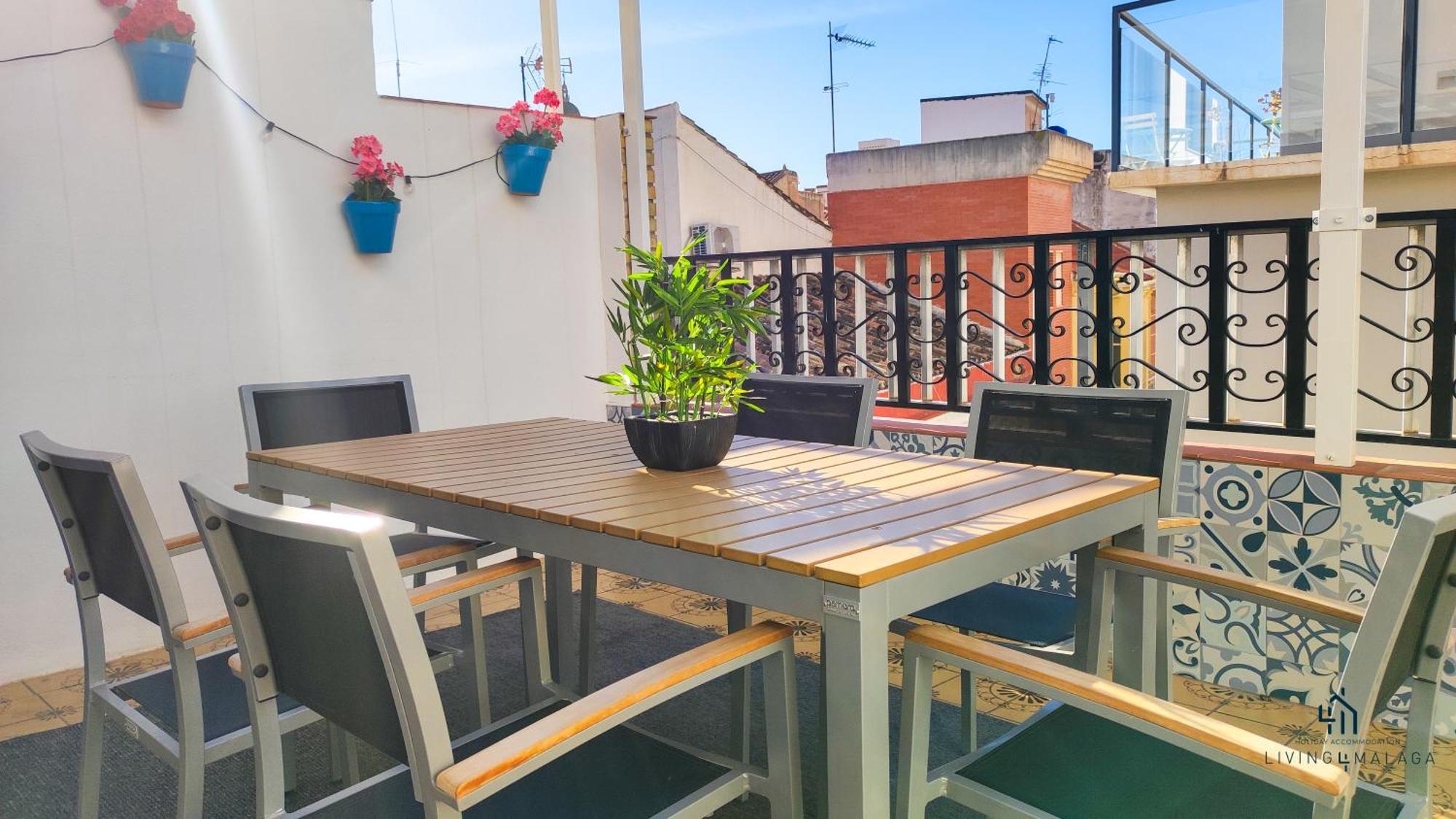 Appartamento Living4Malaga Sun&Terrace Penthouse Esterno foto