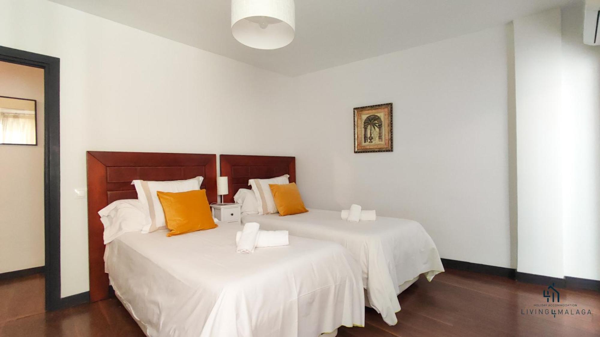 Appartamento Living4Malaga Sun&Terrace Penthouse Esterno foto
